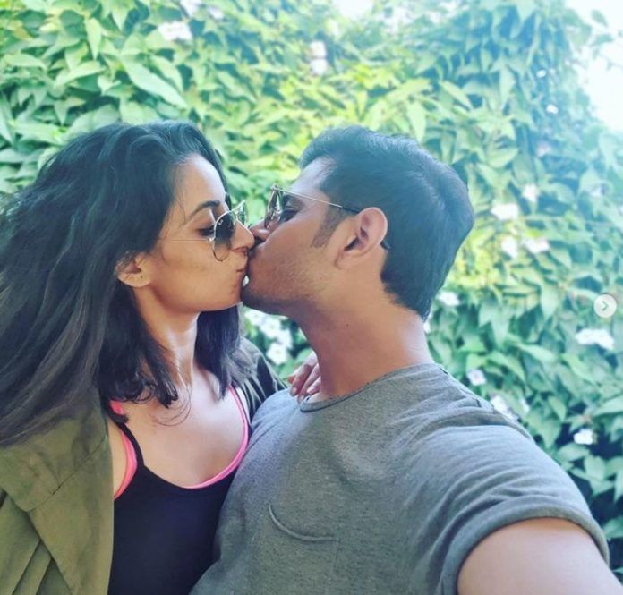 Kissing Pictures Of Neil Bhatt And Aishwarya Sharma Surface Online