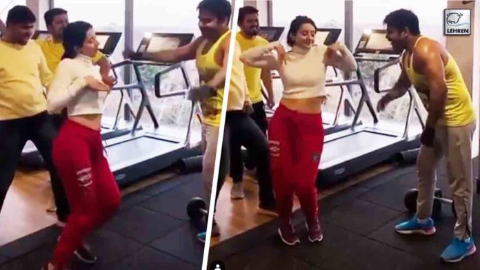Pawan Singh Lagawelu Jab Lipistic gym Viral Dance Video