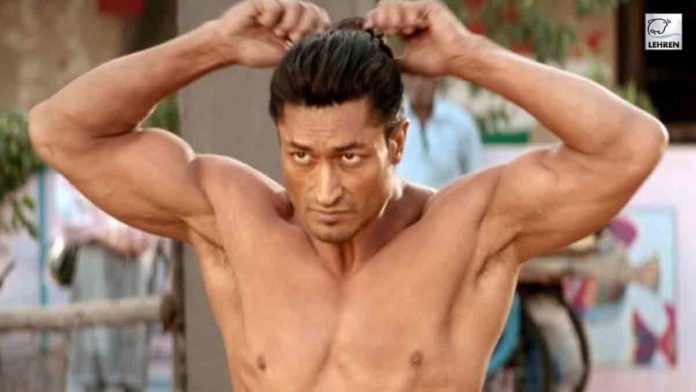 Vidyut Jammwal Stunt Video uses the most deadly weapon Urumi