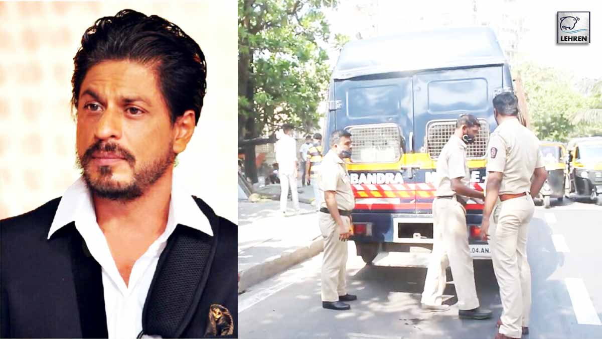 Mumbai Police Put Barricade Outside SRK Residence Mannat