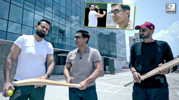 Aamir Khan playing cricket with Indian cricketers Irfan Khan and Harbhajan!