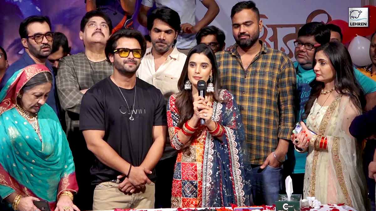Shoaib Ibrahim Ayushi Khurana Along With The Cast And Crew Celebrates 100 Episode Of Their Show Ajooni