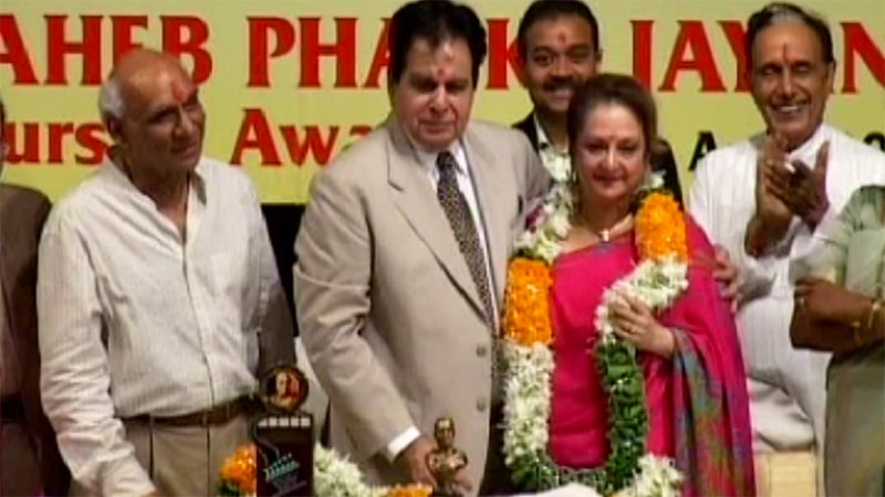 Legendary Actor Dilip Kumar At The Dadasaheb Phalke Awards (2007)