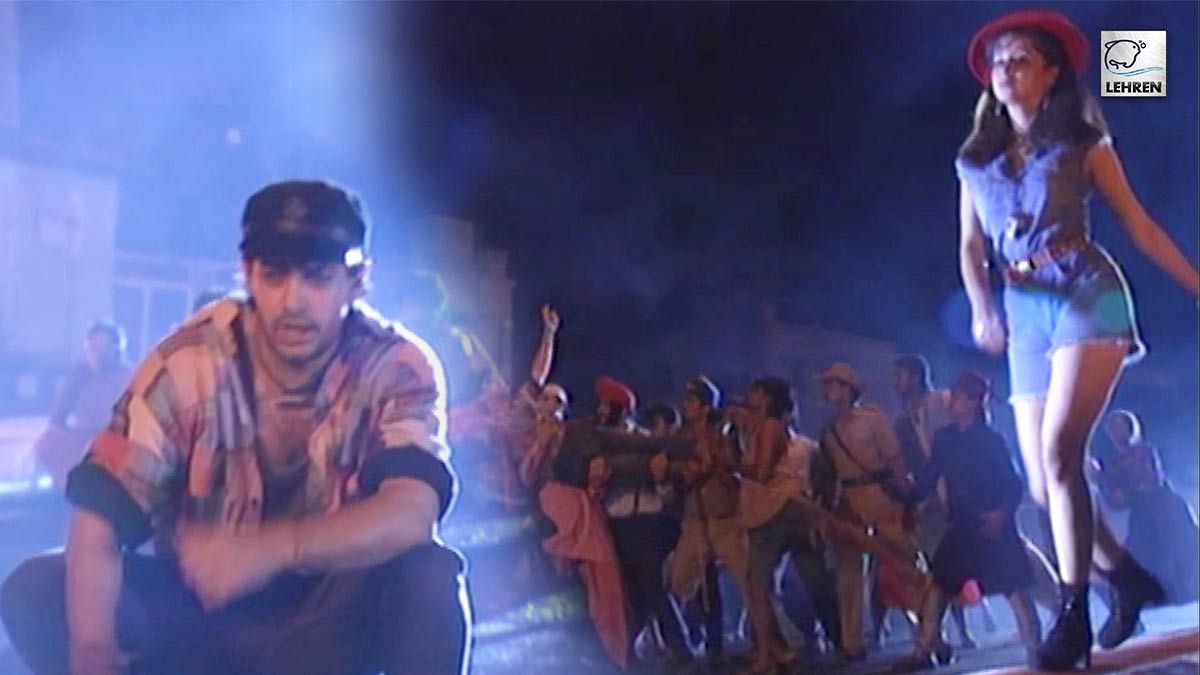 Aamir Khan Picturising A Song On The Sets Of 'Rangeela'