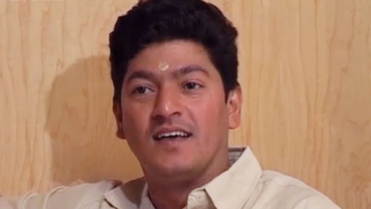 Aadesh Shrivastava's Interview While Recording Of Song Ishq Da Challa (2003)