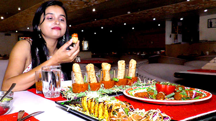 Food Diaries: Urvashi Vani Indulges In Some Tasty Snacks | EXCLUSIVE