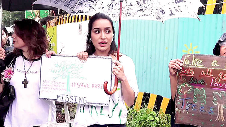 Brave Shraddha Kapoor protest to save Mumbai's Aarey Forest