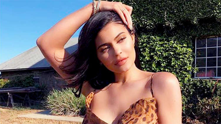 What Next? Kylie Jenner Gets Rise And Shine Trademarked!
