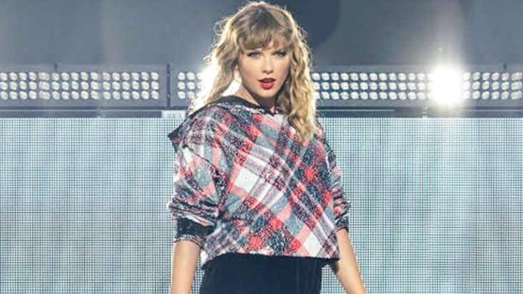 Is Taylor Swift playing the VICTIM again? Big Machine released a statement denying her claims