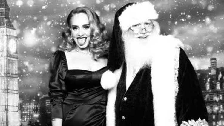 Adele Tries To Steal Christmas But Stole Our Hearts In Christmas Party Pictures!