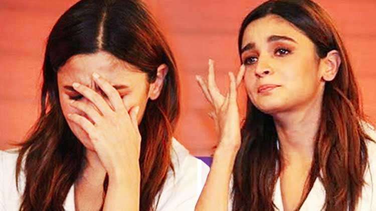Alia Bhatt In Tears While Talking About Sister Shaheen's Depression