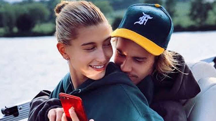 Opposites Attract: Justin & Hailey Spotted In LA Wearing Totally Contrasting Outfits!
