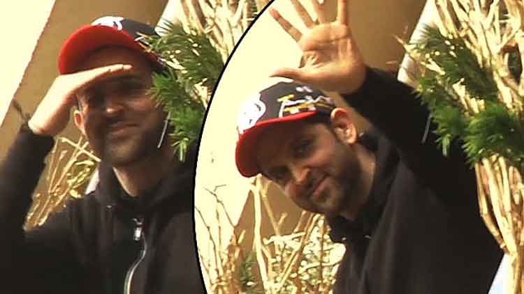 Hrithik Roshan Greets Fans With A Smile And Wave On His Birthday