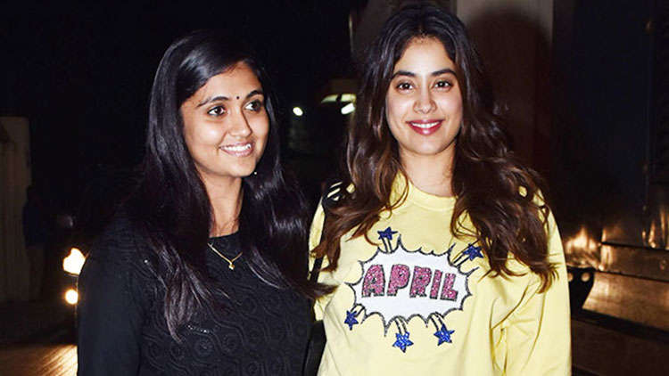 Rinku Rajguru Spotted With Janhvi Kapoor For The Special Screening Of Bhoot: The Haunted Ship