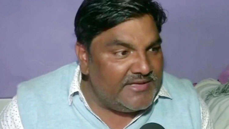 AAP Suspends Councillor Tahir Hussain Charged Over Death Of IB Officer