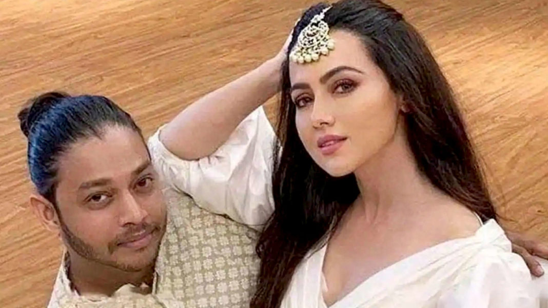 Sana Khan Claims Melvin Louis Is Bisexual?