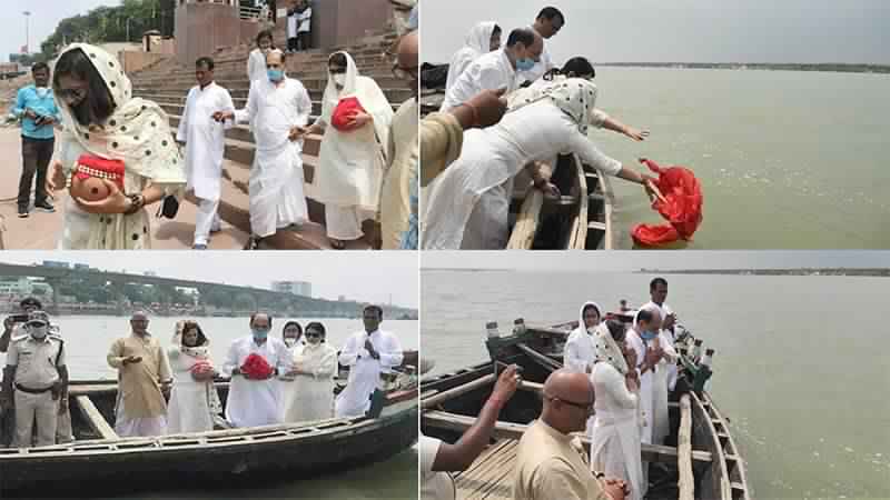 Sushant Singh Rajput's Family Immerses His Ashes In Ganga