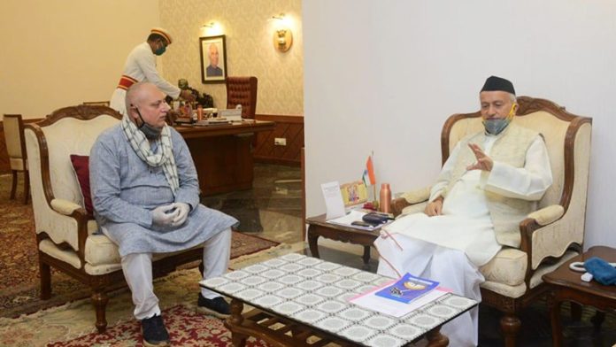 CINTAA Sr VP Manoj Joshi Meets Mah Governor To Represent Senior Actor Issues