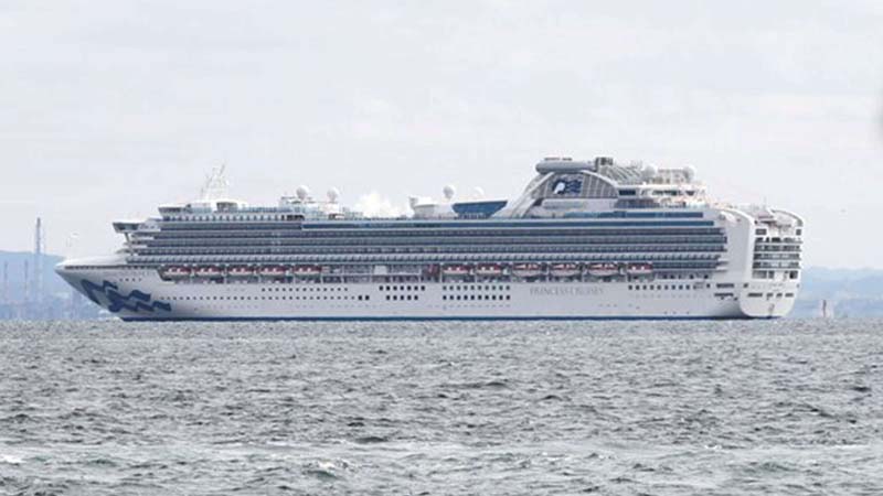 10 infected with coronavirus on Japanese cruise carrying 3,700 people