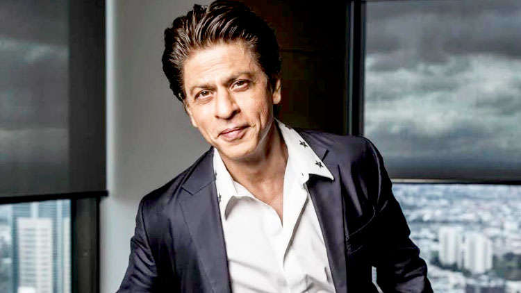Shah Rukh Khan revealed he is reading scripts and will announce new film soon!