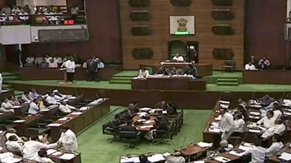 2 Maha MLAs face traffic, ferry issues; take oath in Speaker's chamber later