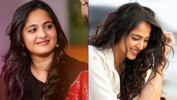 Anushka Shetty- The tall and gorgeous beauty queen of South Indian Movies