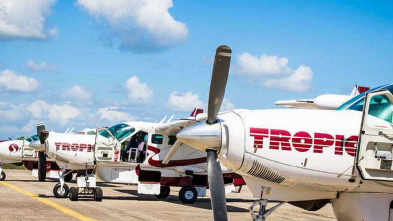 ''Armed men'' hijack Papua New Guinea plane, steal baggage