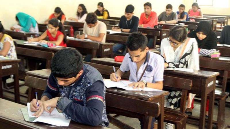 Govt orders postponing CBSE, JEE Mains, university exams after March 31