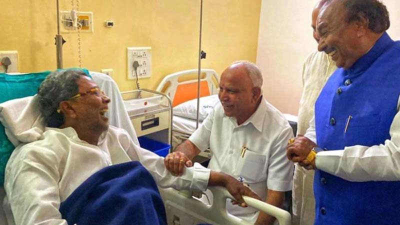 K'taka CM Yediyurappa visits Cong leader Siddaramaiah in hospital