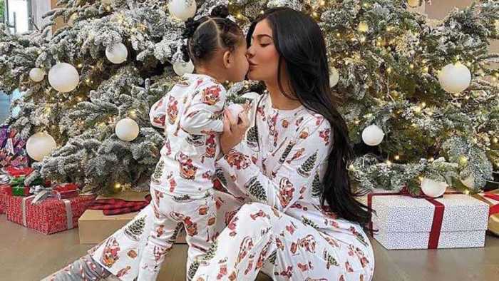 Kylie Jenner Surprises Stormi & Twins With Her All Through Xmas!
