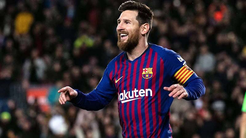 Messi 1st player to score against 34 clubs in Champions League