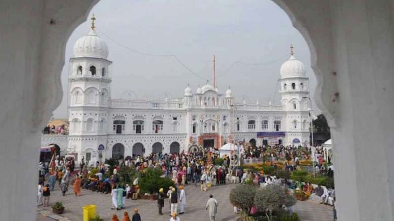 Mob attacks Nankana Sahib Gurdwara in Pak; India condemns