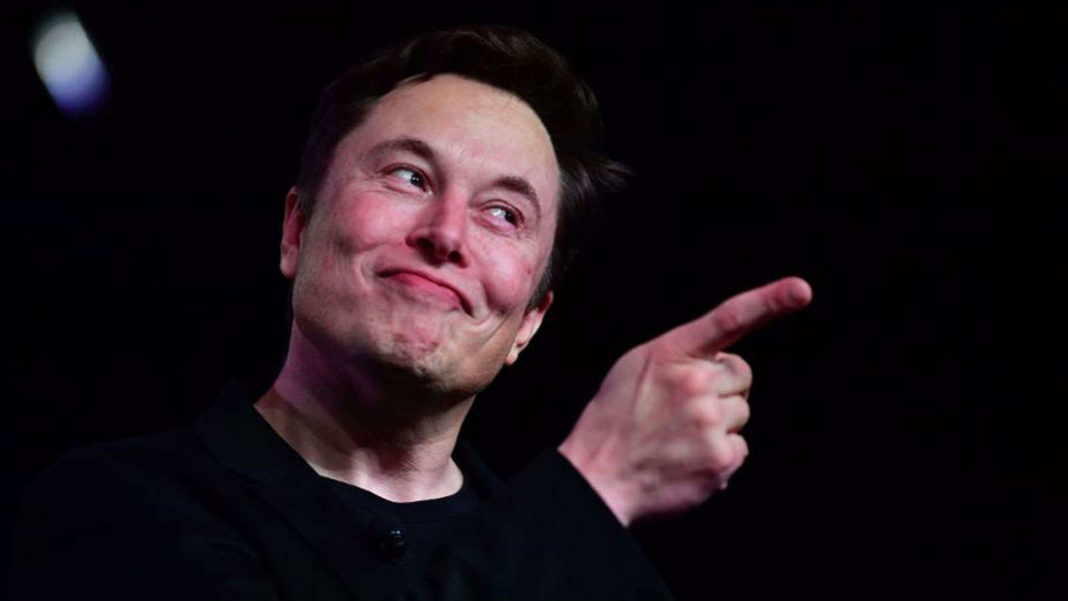 Tesla hits $100 billion value, Elon Musk now eligible for $346 million bonus