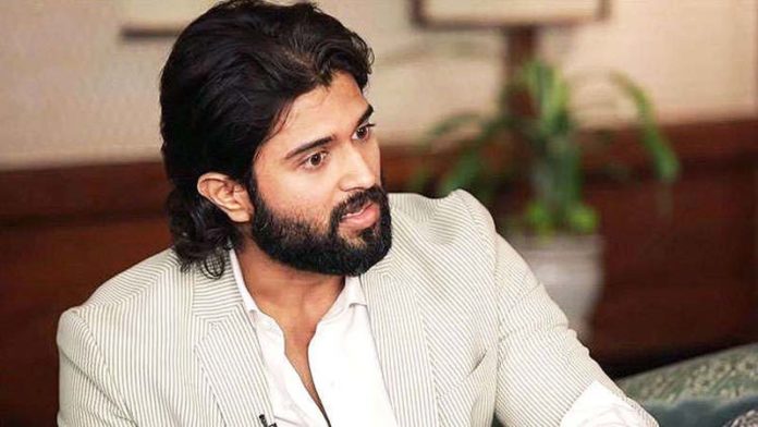 Vijay Deverakonda doesn't like that people are celebrating at his cost after Parvathy SLAMS Arjun Reddy