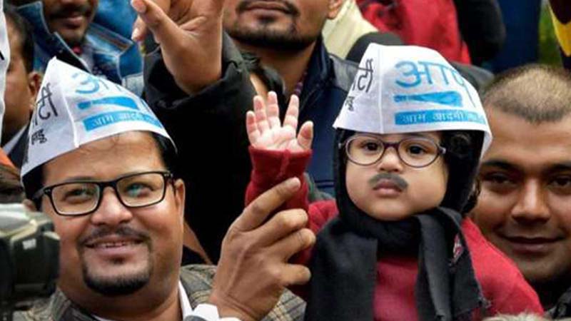 Want son to grow up to be like Kejriwal: Father of 'Little Mufflerman'