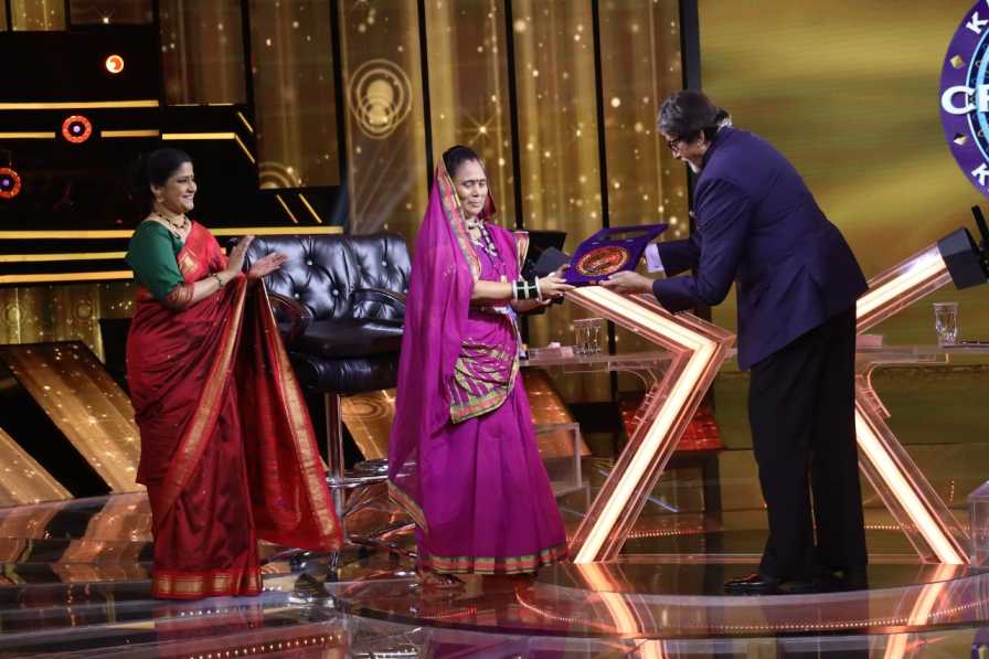KBC 12: Phoolbasan Yadav Sets The Right Example With Her Exemplary Work