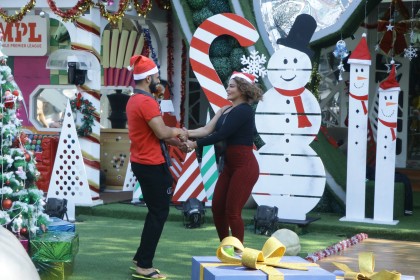 Festive Spirit Takes Over Bigg Boss As Contestants Receive Letters From Their Family