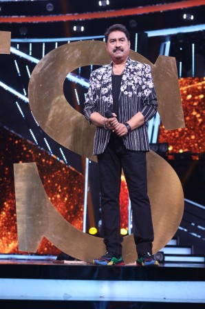 Chief Minister Trivendra Singh Rawat Wishes Pawandeep Rajan Virtually On Indian Idol 12