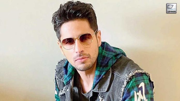 Sidharth Malhotra hits Clubhouse like a storm!