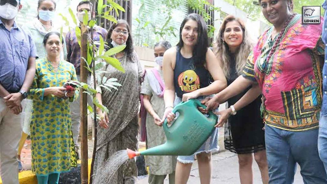 Tina Ahuja & Lakshmi R Iyer Join Vishvas Mote In BMC’s Be A Tree Parent MEGA Vriksha Campaign!