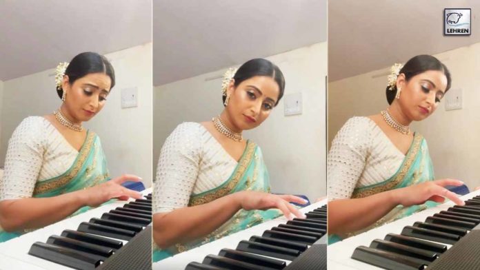 Aishwarya Sharma Aka Pakhi Plays Title Track Of Ghum Hai Kisikey Pyaar Meiin, Watch Video