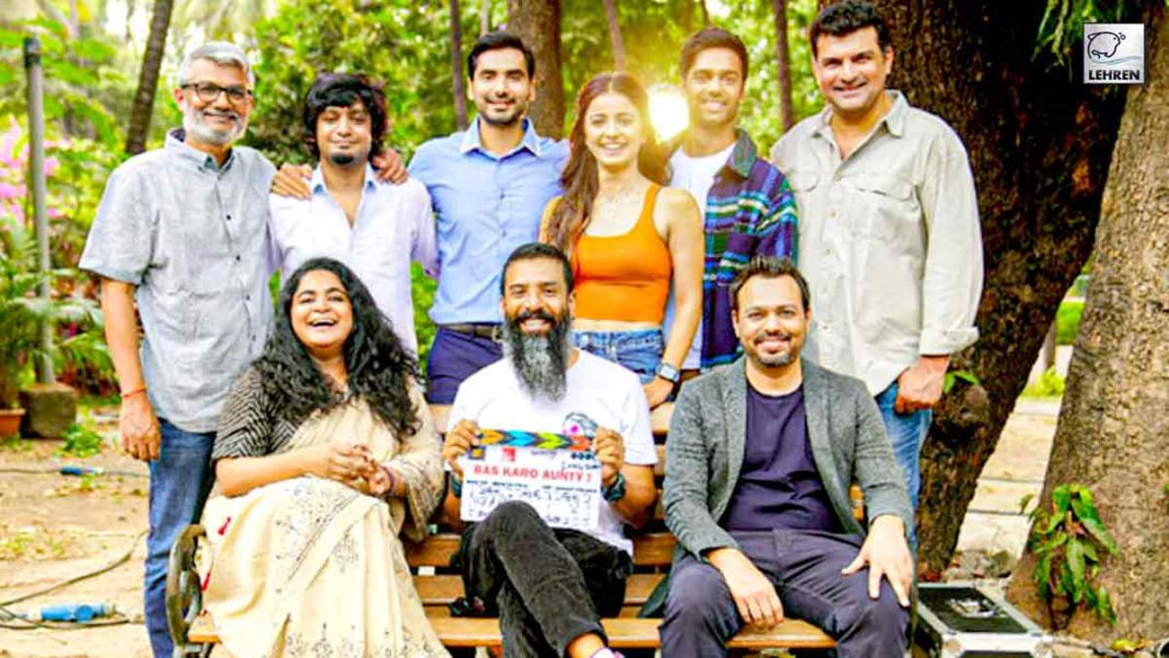 Nitesh Tiwari and Ashwiny Iyer announced the young-adult comedy-drama 'Bas Karo Aunty' in collaboration with Siddharth Roy Kapur.