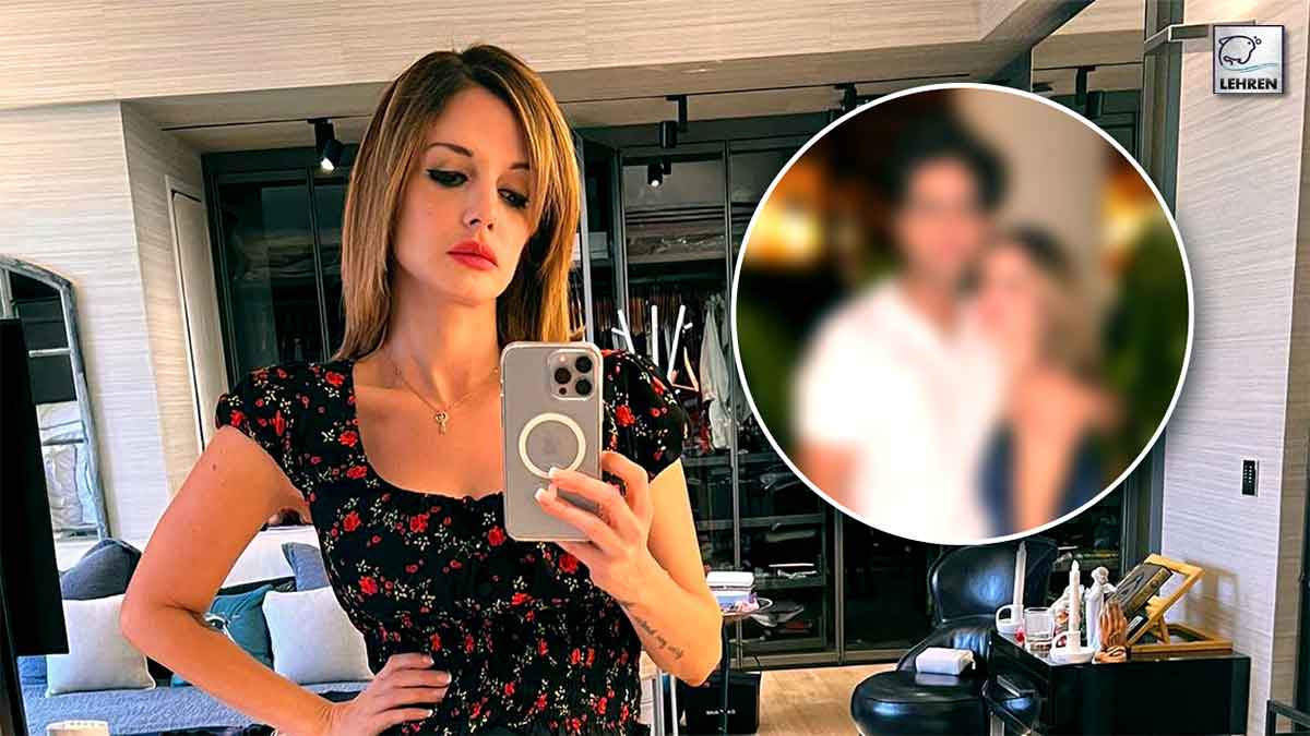 Sussanne Khan Shares New Picture With Boyfriend Arslan Goni