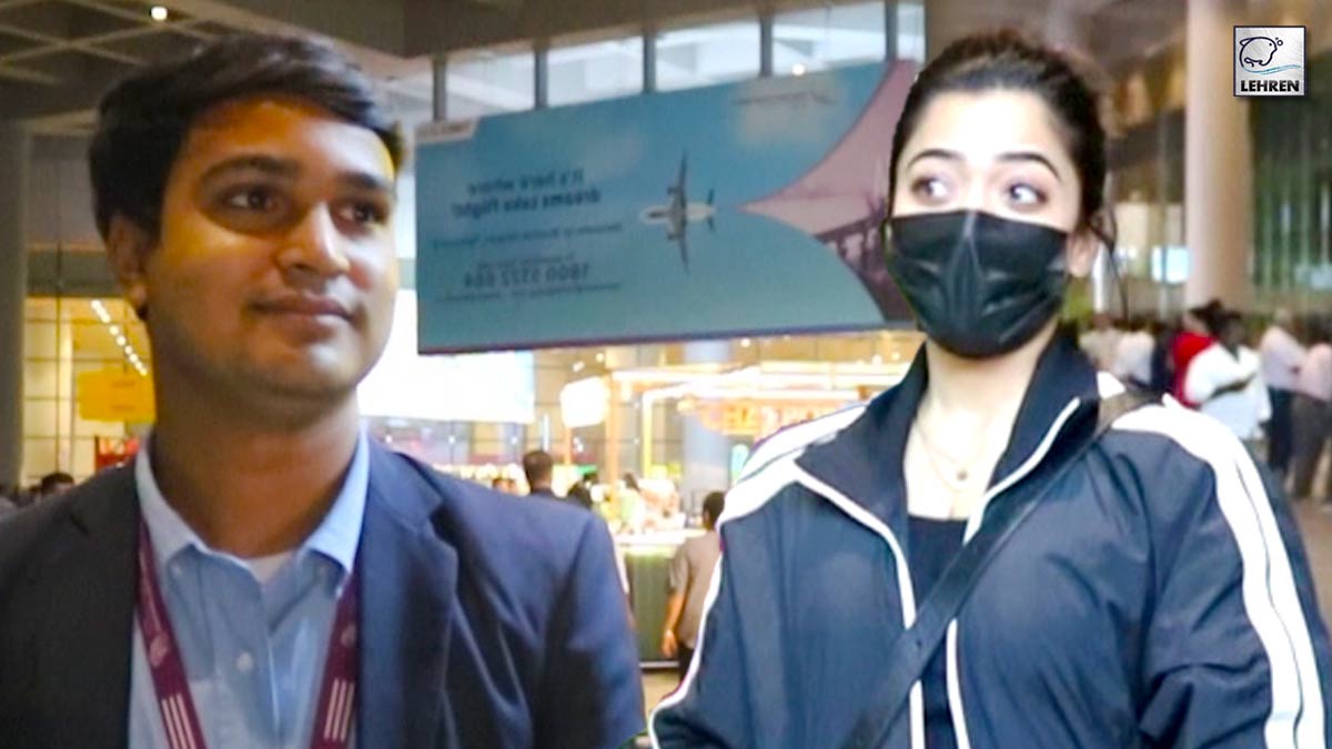 Rashmika Mandanna Clicked Selfie With Fans At Airport