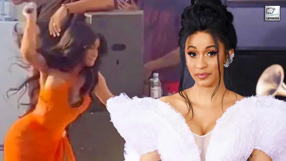cardi b lie gets caught during the live concert