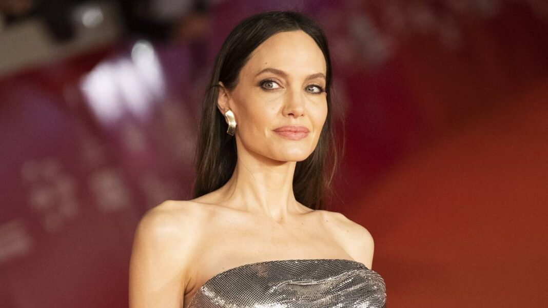 Angelina Jolie Lets Her Children