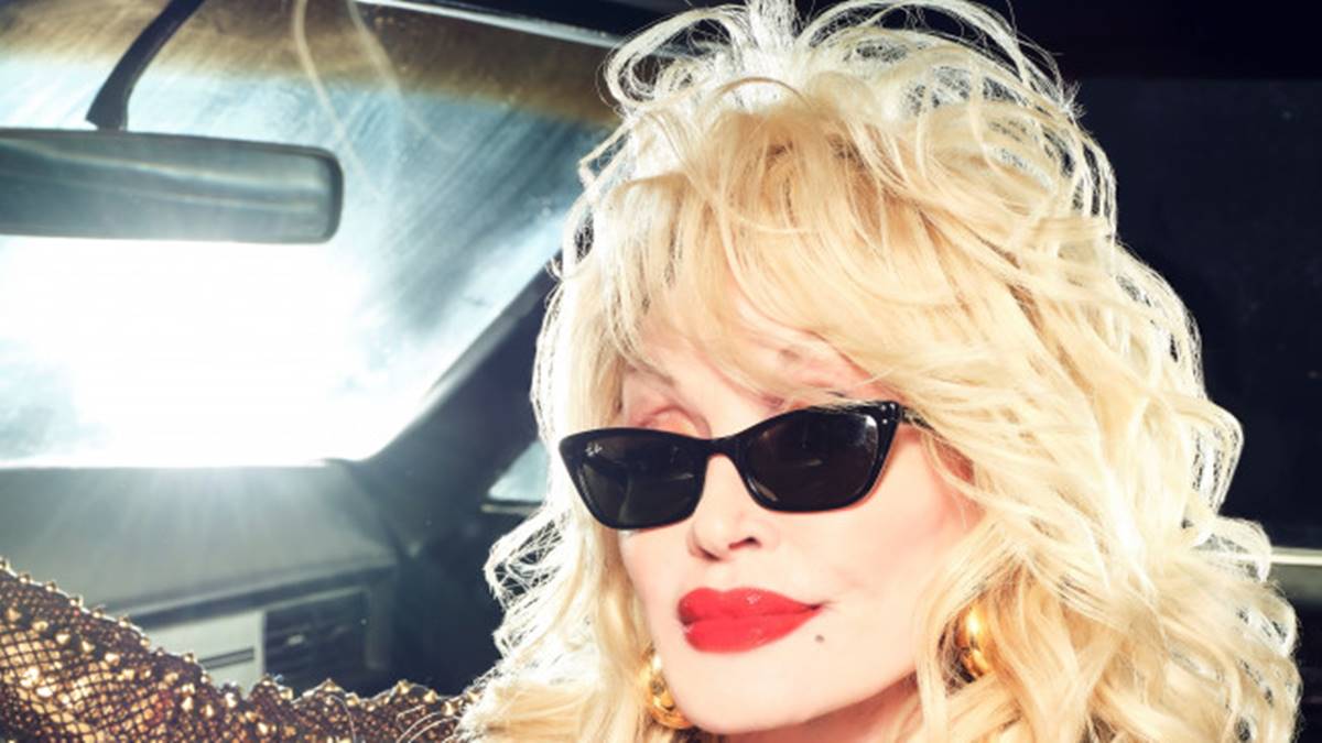 Dolly Parton's New Album 'ROCKSTAR'