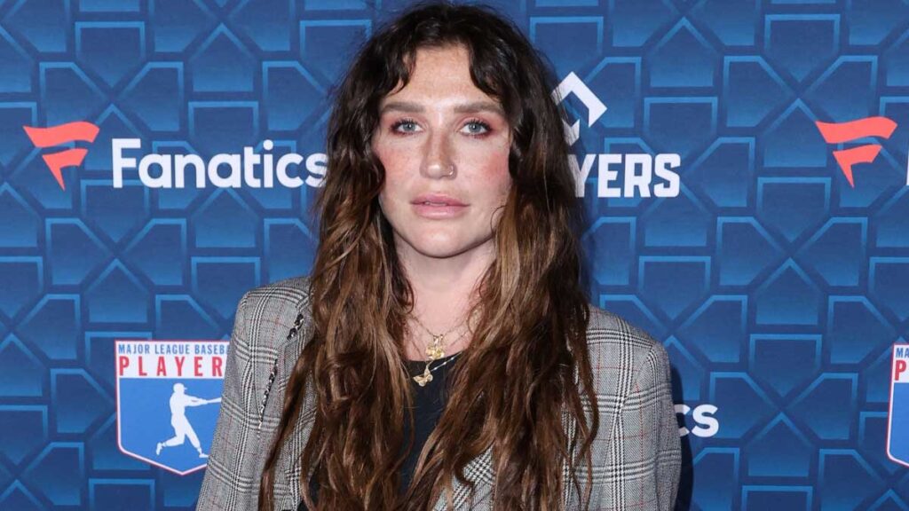 kesha-opens-up-about-first-date-anxiety